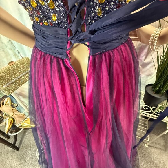 📌Maggie Sottero Flirt Richly Beaded Strapless Tulle Prom -Ball  - Formal Gown - Picture 10 of 16